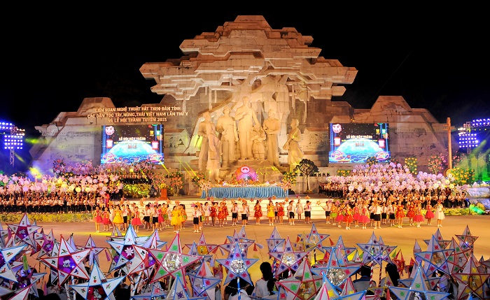 Có gì tại lễ hội thành Tuyên 2019 - lễ hội trung thu lớn nhất cả nước?